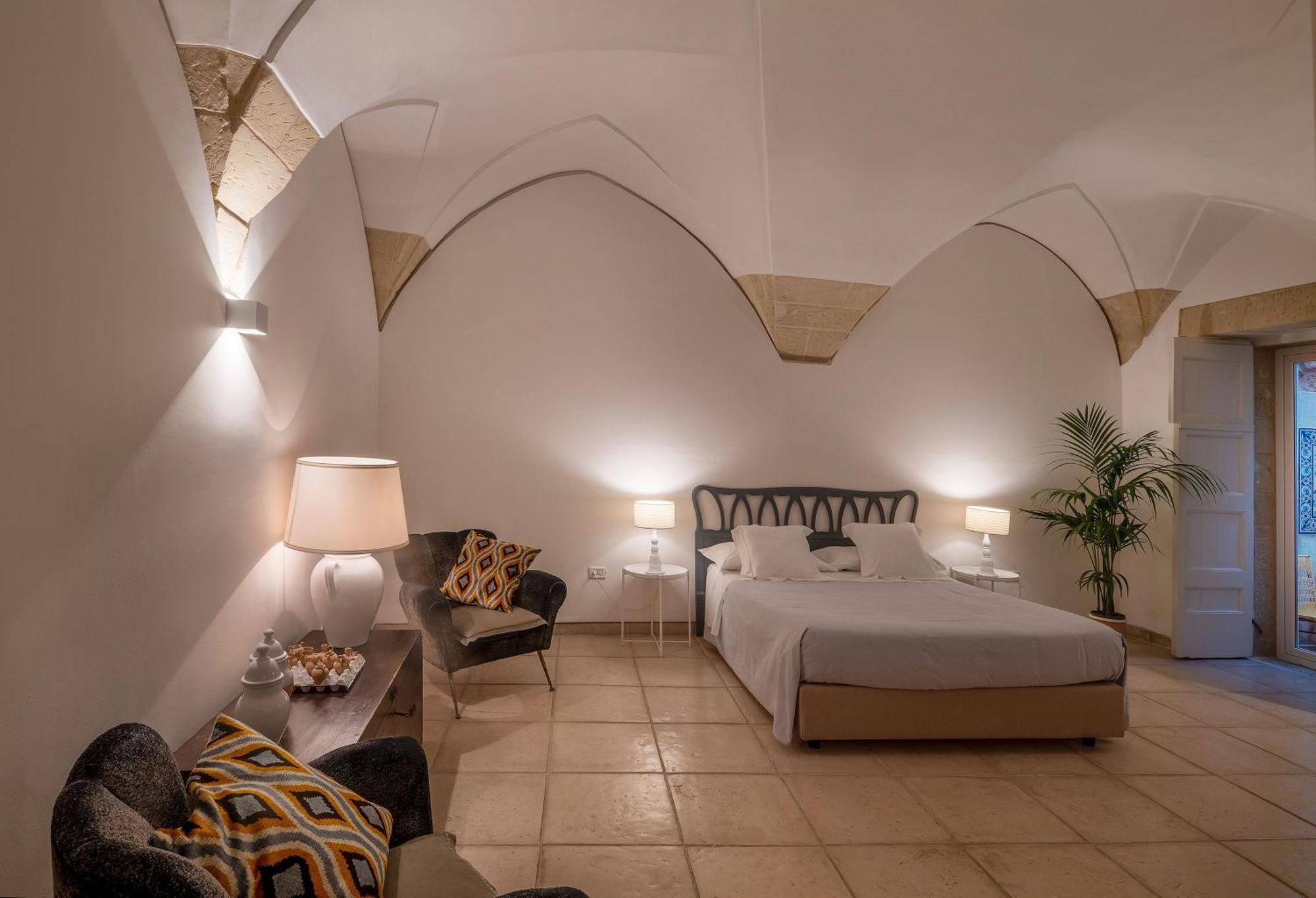 Corte Dei Romiti Apartment - Lecce Selection Екстериор снимка