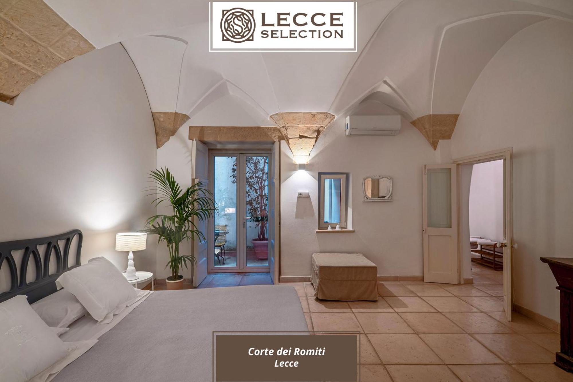 Corte Dei Romiti Apartment - Lecce Selection Екстериор снимка