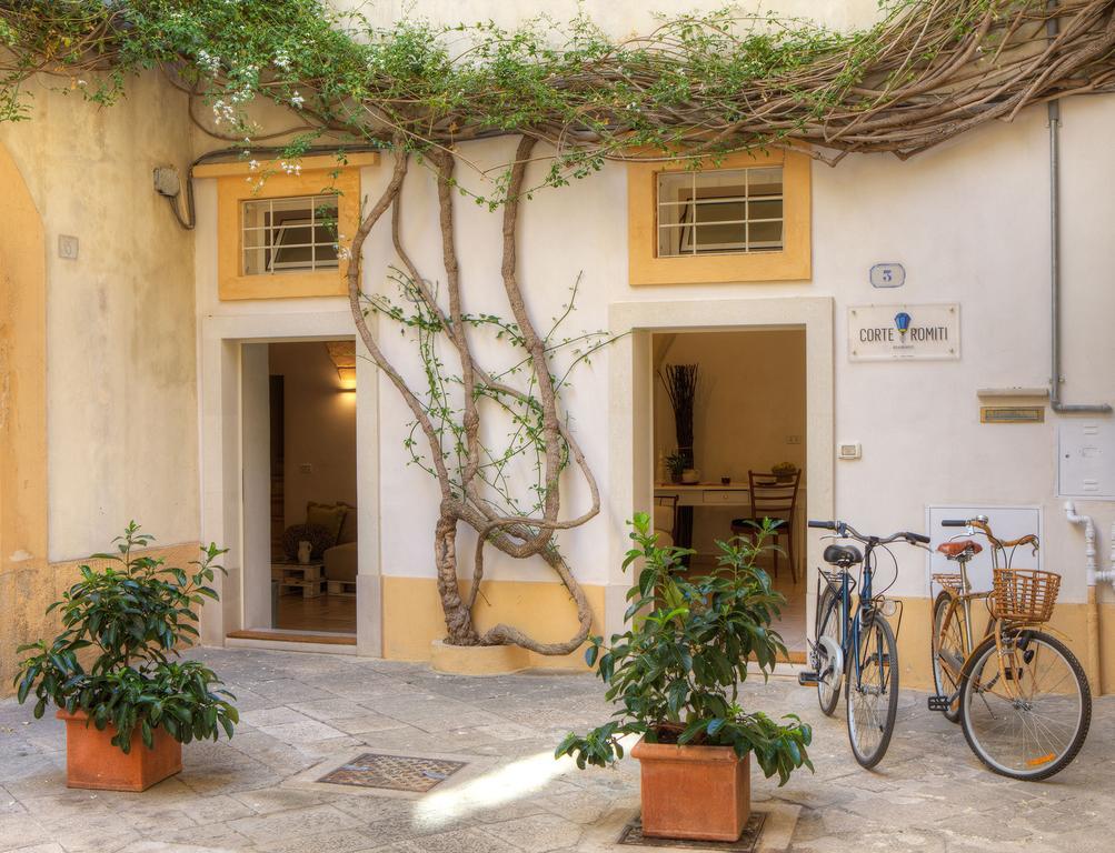 Corte Dei Romiti Apartment - Lecce Selection Стая снимка